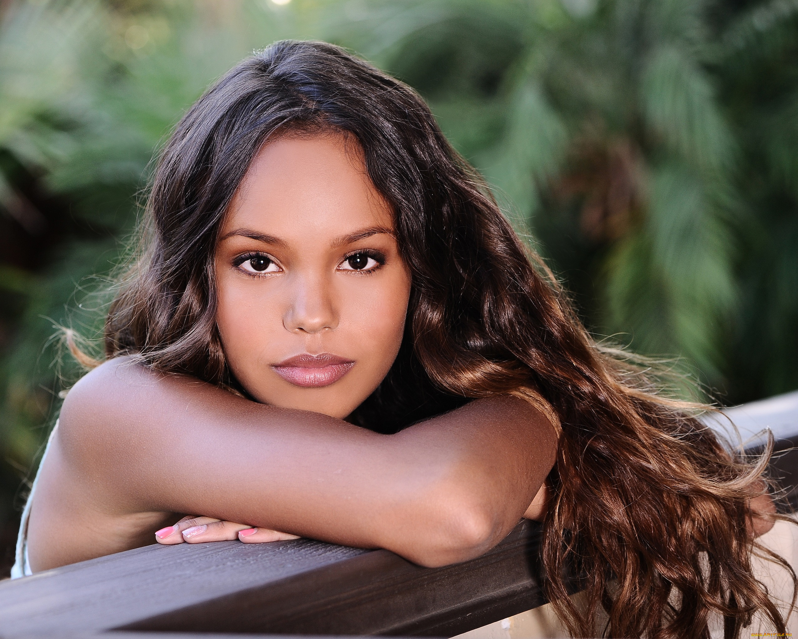 , alisha boe, alisha, boe